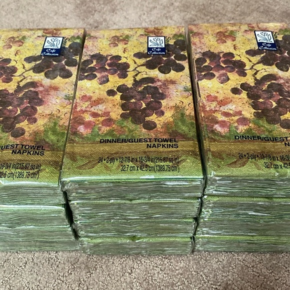 Napa Napkin Bundle - Picture 3 of 9